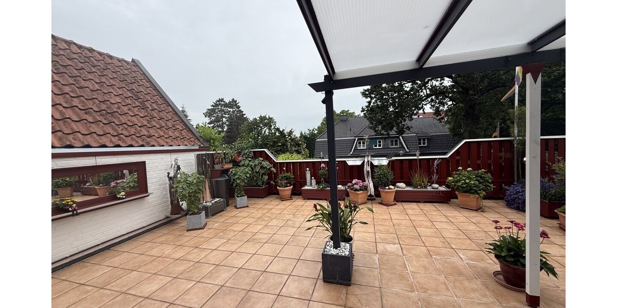 Wohnung - Obergeschoss: Blick auf die Terrasse