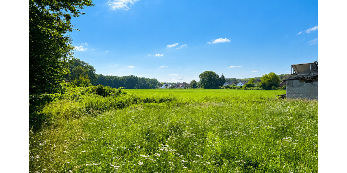 Grundstück